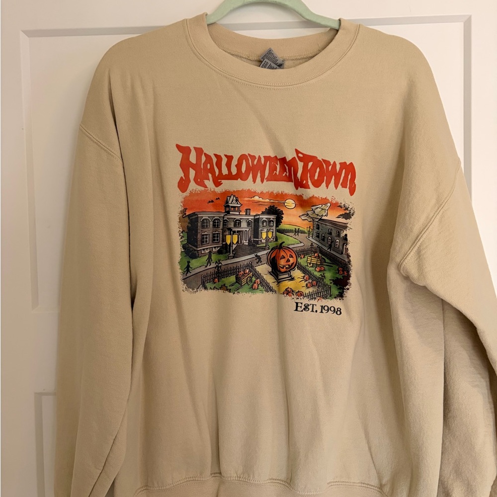 Halloweentown Graphic Beige Sweatshirt